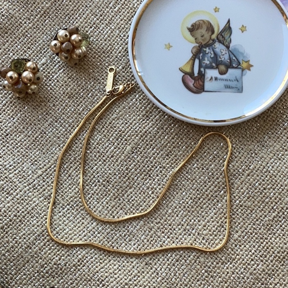 ⚜️ Vintage Napier 18” GOLD SIMPLE NECKLACE  EVC